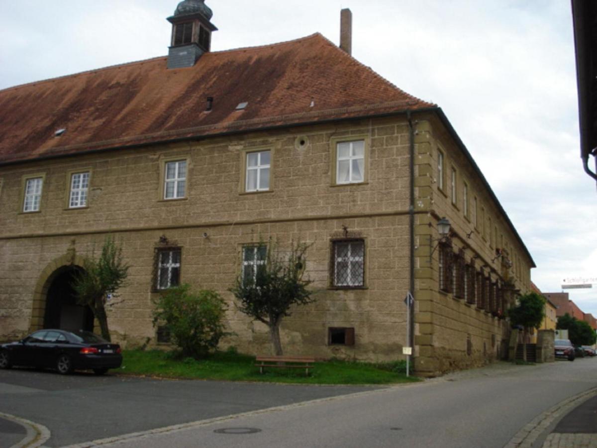 Ferienwohnung Troeppner Kolitzheim Bagian luar foto