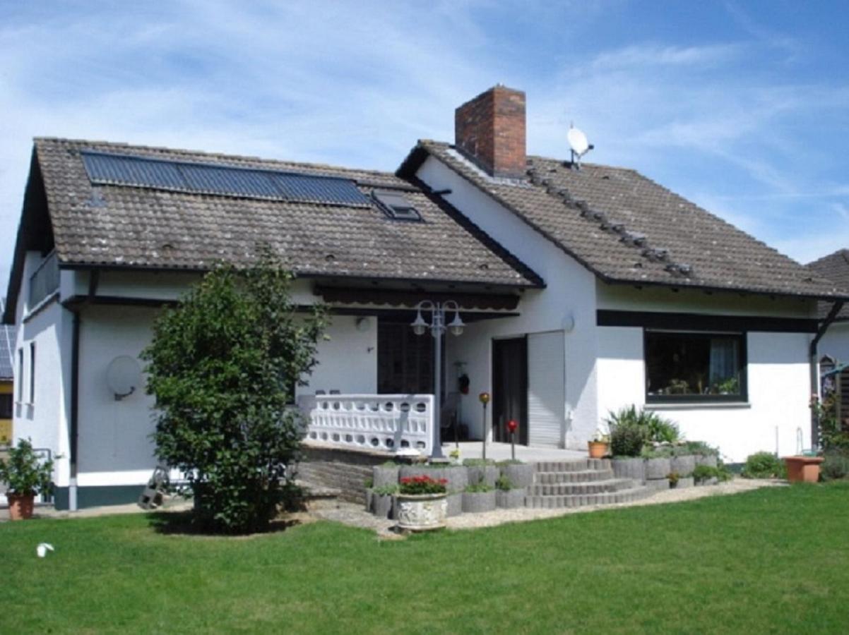 Ferienwohnung Troeppner Kolitzheim Bagian luar foto