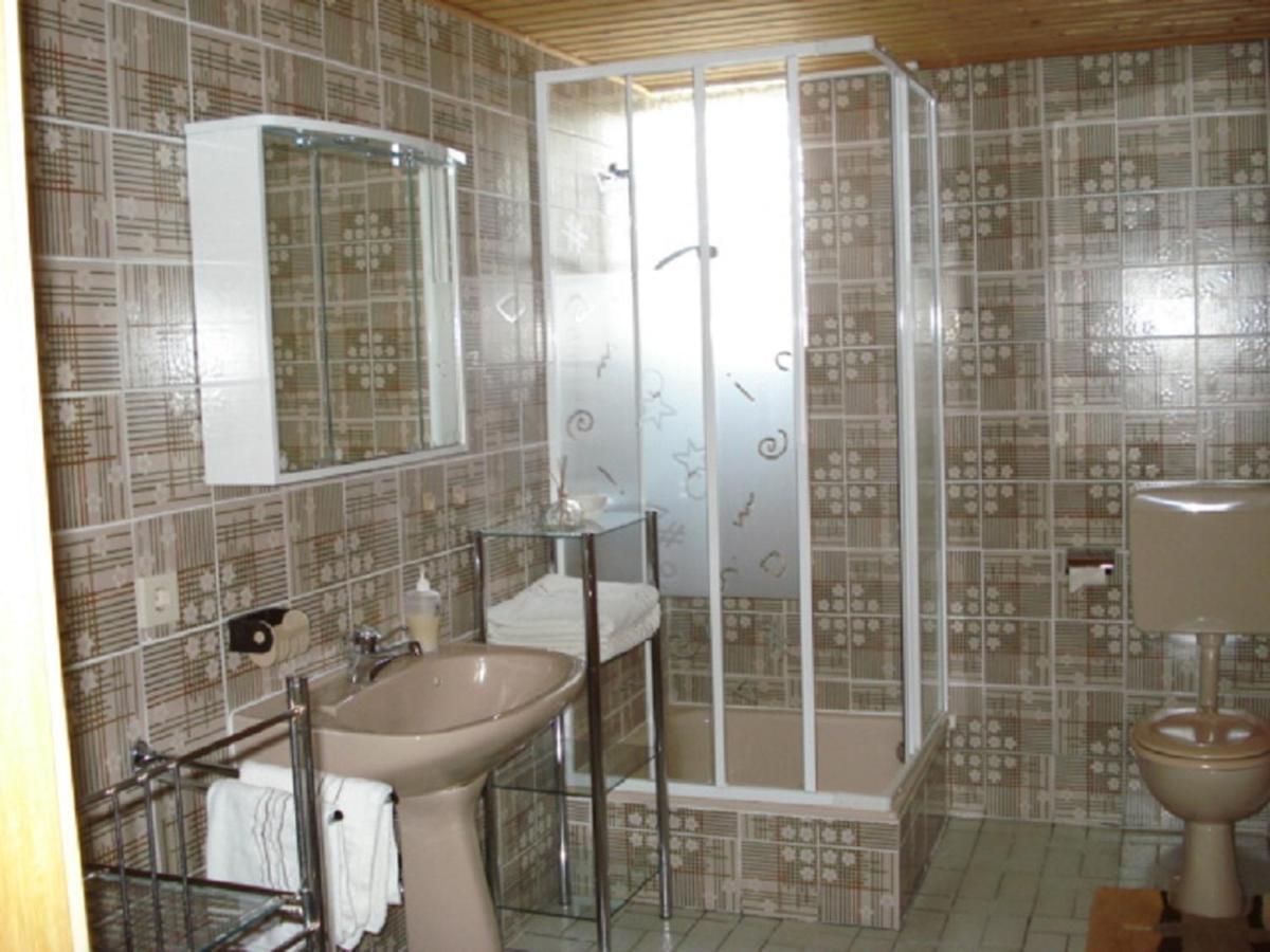 Ferienwohnung Troeppner Kolitzheim Bagian luar foto